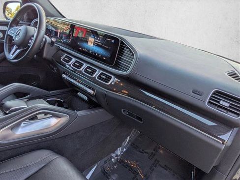 Used 2021 Mercedes-Benz GLS 450 4MATIC image 23