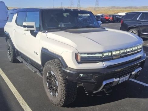 Used 2024 GMC Hummer EV 2X w/ Extreme Off-Road Package AWD/4WD image 2