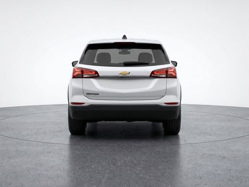 Used 2025 Chevrolet Equinox LT image 7