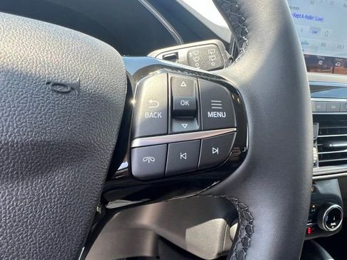 Certified 2024 Ford Escape Active AWD/4WD image 10