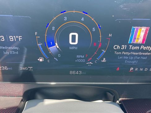 Used 2024 Chevrolet Traverse RS w/ LPO, Floor Liner Package image 27