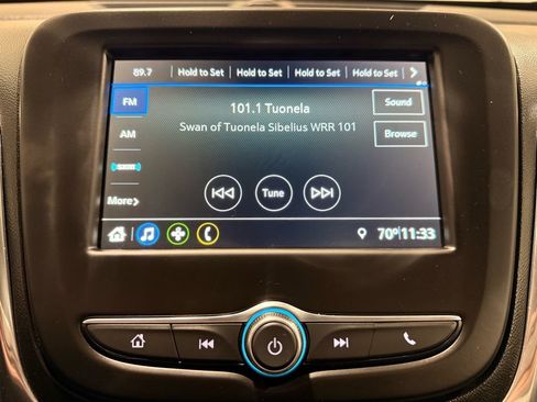 Used 2019 Chevrolet Equinox LT image 19