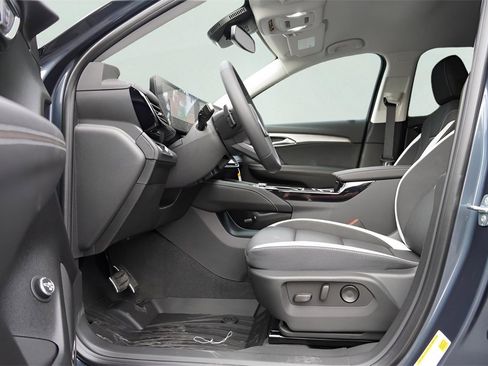 New 2026 Buick Envision Sport Touring image 22