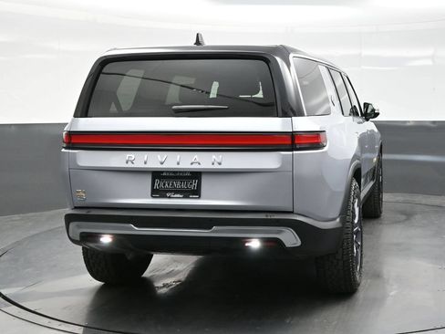 Used 2023 Rivian R1S Adventure AWD/4WD image 6
