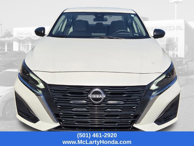 Used 2025 Nissan Altima 2.5 SV FWD image 5