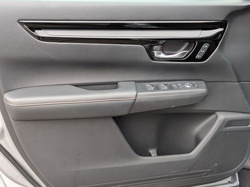 Used 2023 Honda CR-V Sport Touring image 14