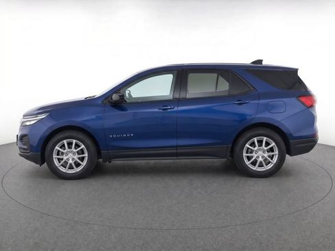 Used 2022 Chevrolet Equinox LS AWD/4WD image 8