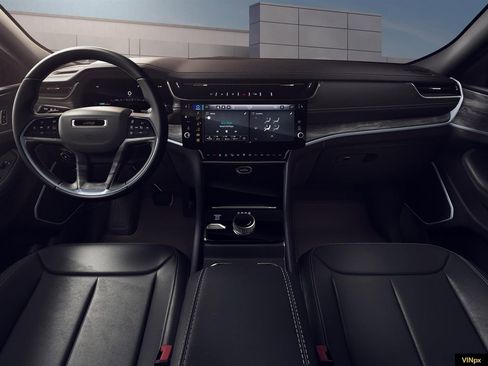 New 2026 Jeep Grand Cherokee Limited AWD/4WD image 18
