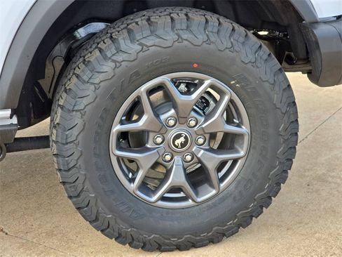 New 2025 Ford Bronco Badlands image 29