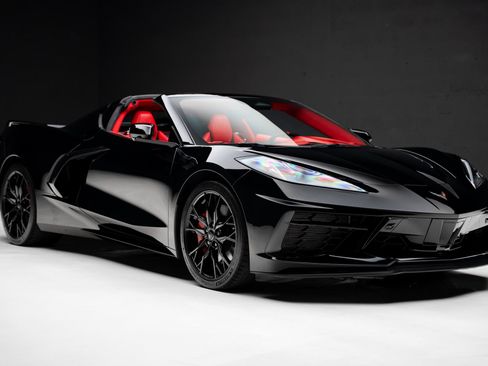 Used 2024 Chevrolet Corvette Stingray Premium Cpe w/ Z51 Performance Package RWD image 81
