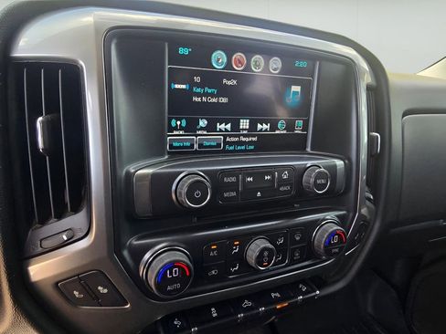 Used 2017 Chevrolet Silverado 1500 LT w/ All Star Edition AWD/4WD image 17