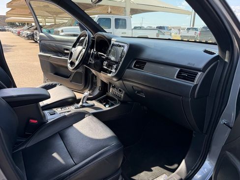 Used 2020 Mitsubishi Outlander GT AWD/4WD image 15