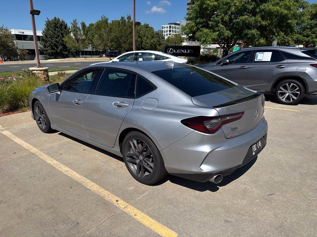 Used 2025 Acura TLX w/ A-SPEC Package AWD/4WD image 4