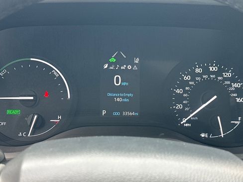 Used 2024 Toyota Sienna XLE image 41