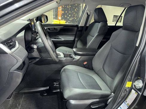 Certified 2022 Toyota RAV4 LE image 15