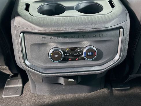 New 2026 Ford Expedition Max Platinum w/ Stealth Appearance Package image 15