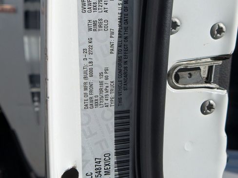 Used 2023 RAM 2500 Big Horn w/ Level 1 Equipment Group AWD/4WD image 23