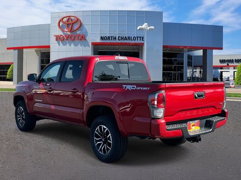 Used 2021 Toyota Tacoma TRD Sport RWD image 4