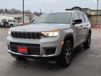 New 2025 Jeep Grand Cherokee L Limited w/ Luxury Tech Group II video 3