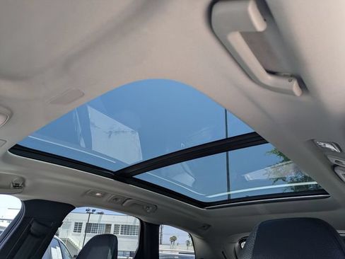 Certified 2023 Volvo XC60 B5 Plus w/ Climate Package FWD image 15