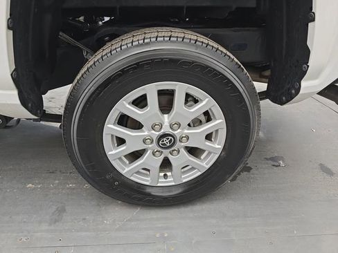 Used 2024 Toyota Tacoma SR image 16