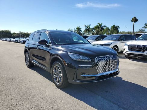 New 2026 Lincoln Corsair Premiere image 30