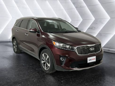 Used 2019 Kia Sorento EX w/ EX Touring Package image 1