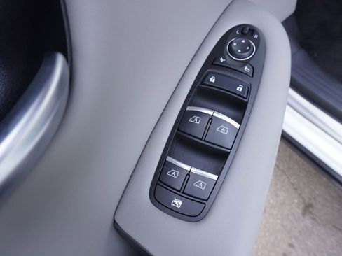 Used 2025 INFINITI QX50 Luxe image 16