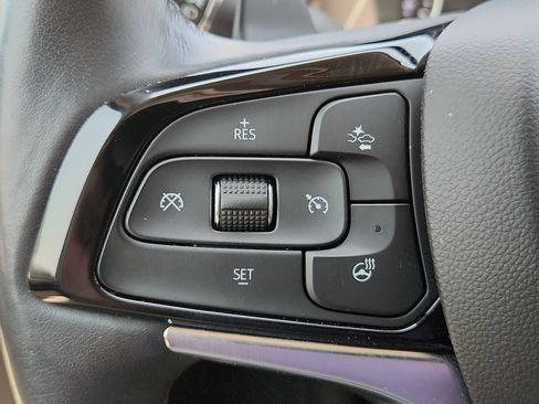 Used 2023 Buick Enclave Avenir w/ Avenir Technology Package AWD/4WD image 18