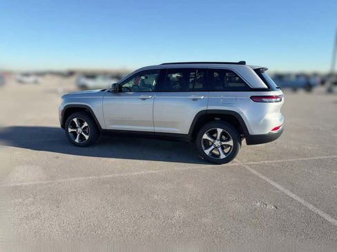 New 2026 Jeep Grand Cherokee Limited image 7