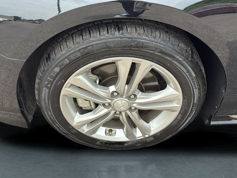 Used 2019 Hyundai Sonata Sport w/ Tech Package 03 FWD image 34