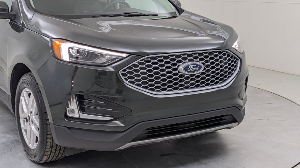 Certified 2023 Ford Edge SEL w/ Convenience Package AWD/4WD image 38