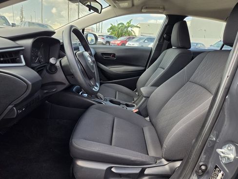 Used 2025 Toyota Corolla LE FWD image 26