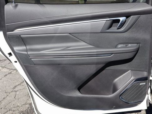 New 2025 Buick Enclave Preferred w/ LPO, Floor Liner Package FWD image 18