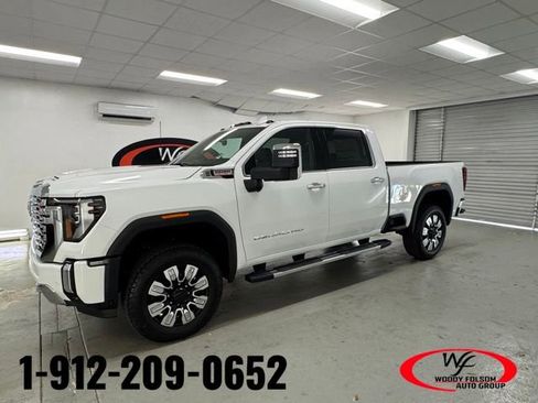 New 2026 GMC Sierra 2500 Denali w/ Denali Reserve Package image 1