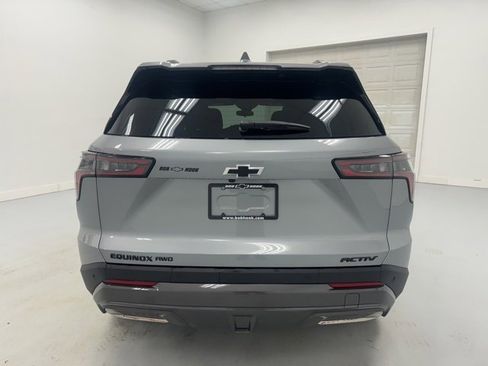 New 2025 Chevrolet Equinox ACTIV w/ Convenience Package III image 6