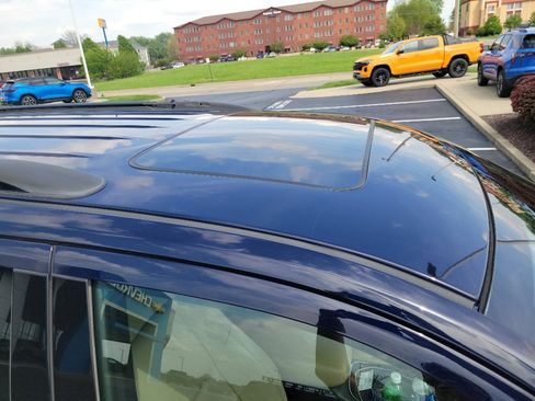 Used 2018 Dodge Durango GT w/ Premium Group AWD/4WD image 3