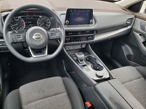 Certified 2023 Nissan Rogue SV image 14