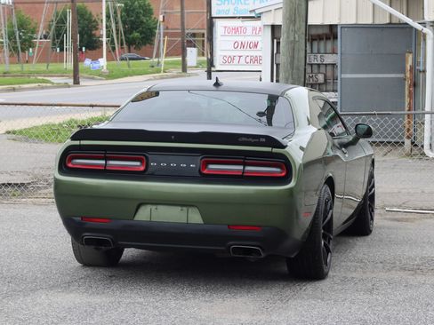 Used 2018 Dodge Challenger T/A RWD image 8