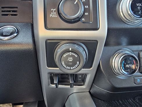 Used 2019 Ford F150 Platinum w/ Equipment Group 701A Luxury image 23