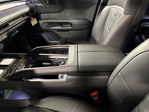New 2027 Kia Telluride SX Prestige X-Pro AWD/4WD image 21