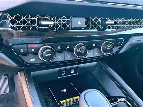 Certified 2025 Honda Accord Touring image 15