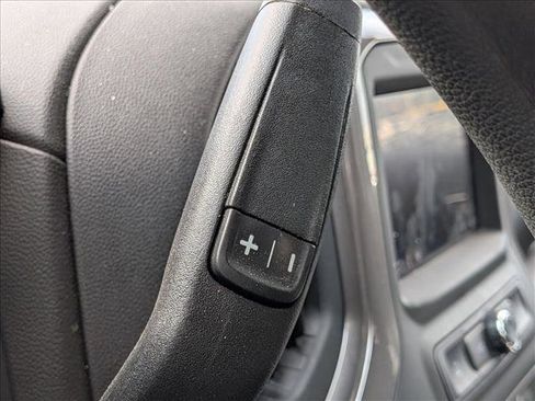 Used 2025 Chevrolet Silverado 1500 Custom AWD/4WD image 14