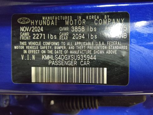 Used 2025 Hyundai Elantra SEL image 33