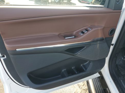 New 2026 Lincoln Navigator Reserve image 8