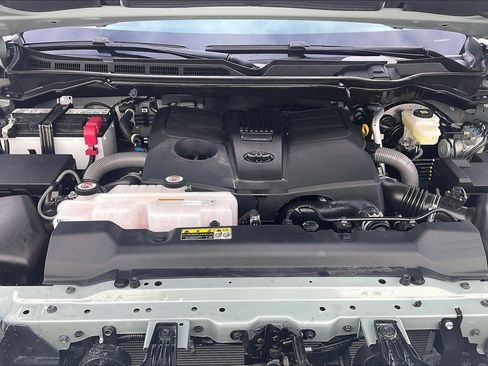 Used 2026 Toyota Tundra Limited image 13