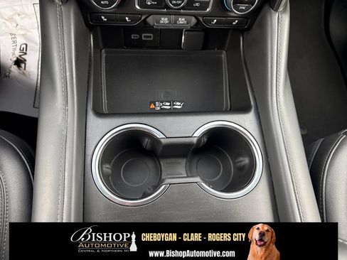 Used 2024 Chevrolet Tahoe LT AWD/4WD image 27