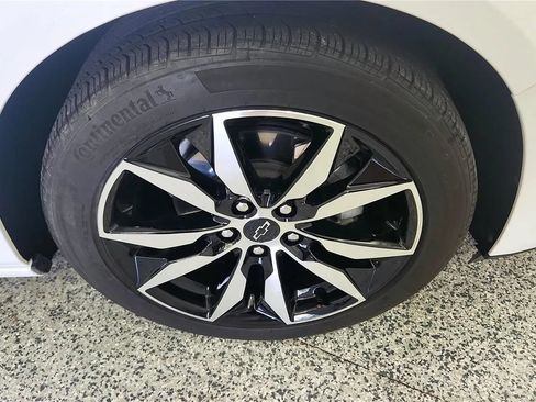 Used 2024 Chevrolet Malibu RS FWD image 13