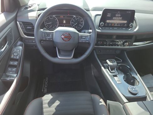 New 2026 Nissan Rogue SV AWD/4WD image 11