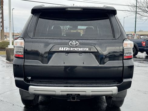 Used 2024 Toyota 4Runner TRD Off-Road image 19